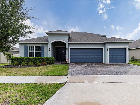 4th image of 533 Avila Pl