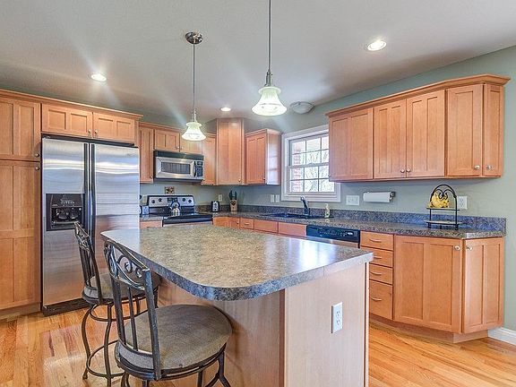 3rd image of 3557 Longhorn Dr