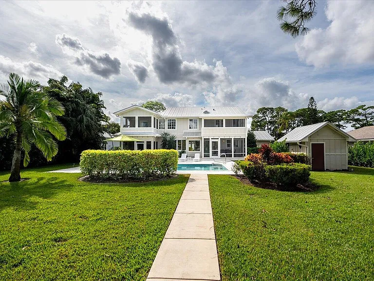 1947 NW Palmetto Ter — Photo 44