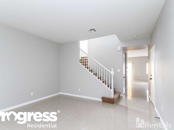 3rd image of 6129 Darnley St