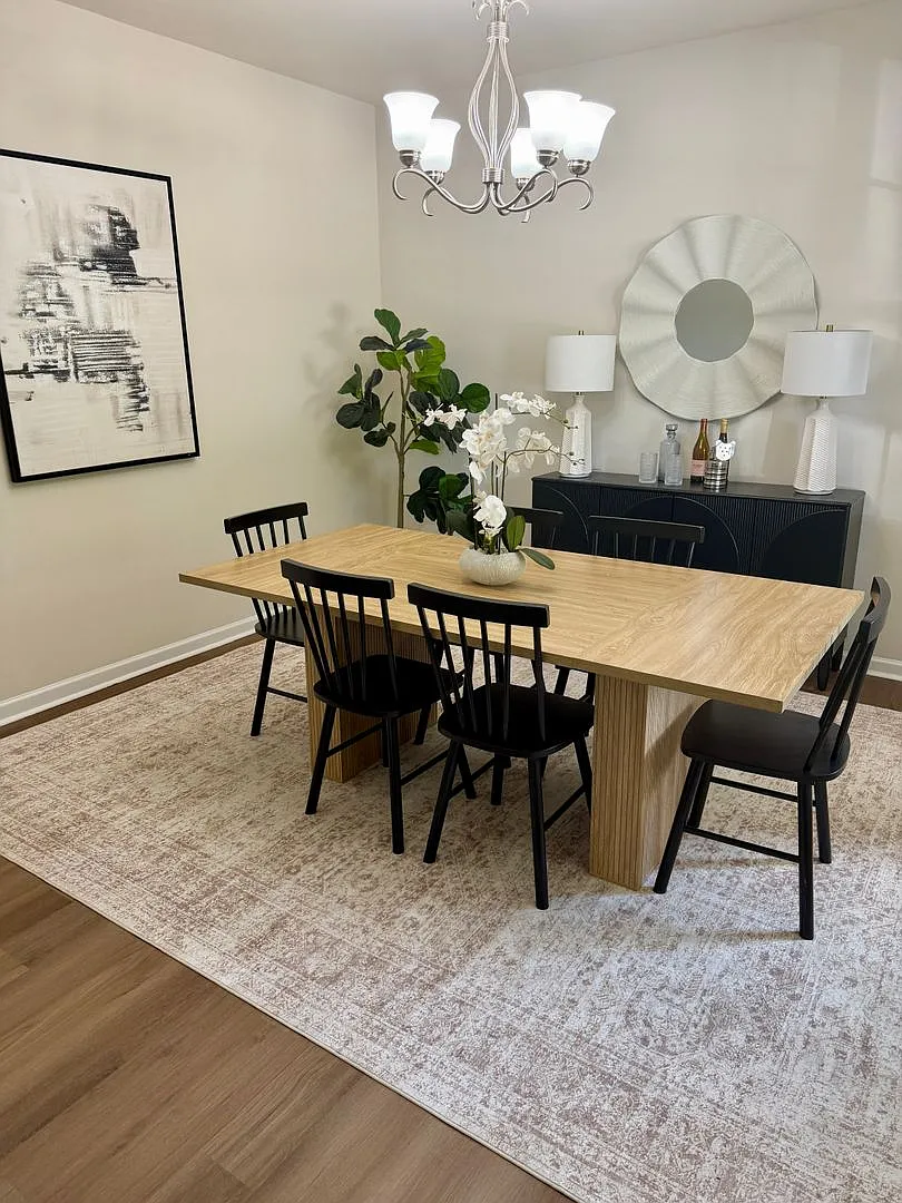 Beautiful Spacious Home in Ft Mill with 5BR/3BA Loft, Two Car Garage — Photo 4