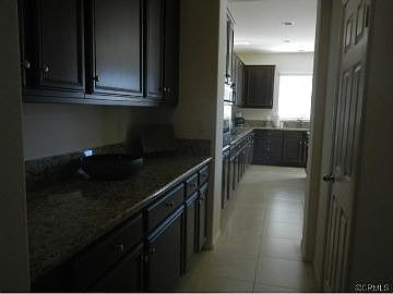 4th image of 33008 Sheila Ln