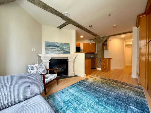 1216 Homer St #503, Vancouver, BC V6B 6K5