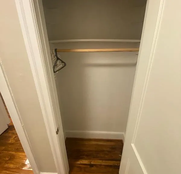 843 Hundley St #B — Photo 5