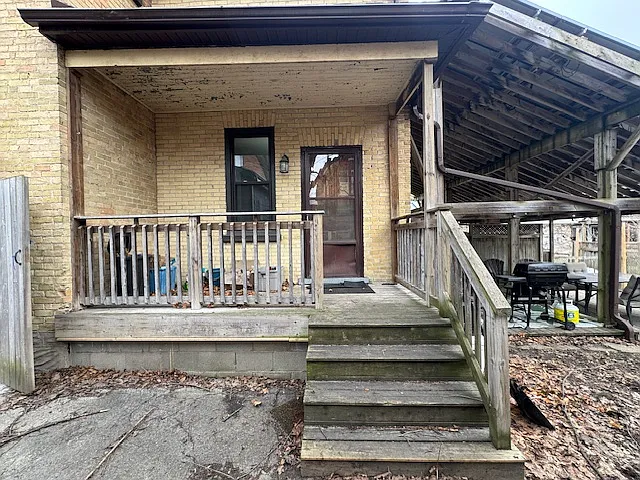 113 Joseph St — Photo 28