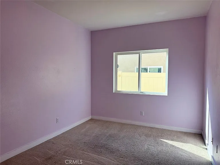 2975 Gibson St — Photo 17