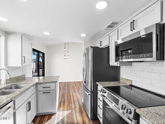 3rd image of 10625 E NAVAJO Place