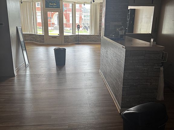 4th image of 421 S Raleigh St #1