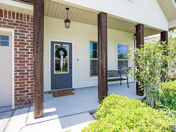 2nd image of 18321 Dove Hollow Dr