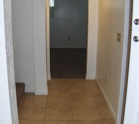 2nd image of 211 W Cherry St