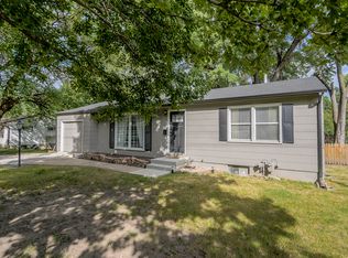 8427 James A Reed Rd, Raytown, MO 64138