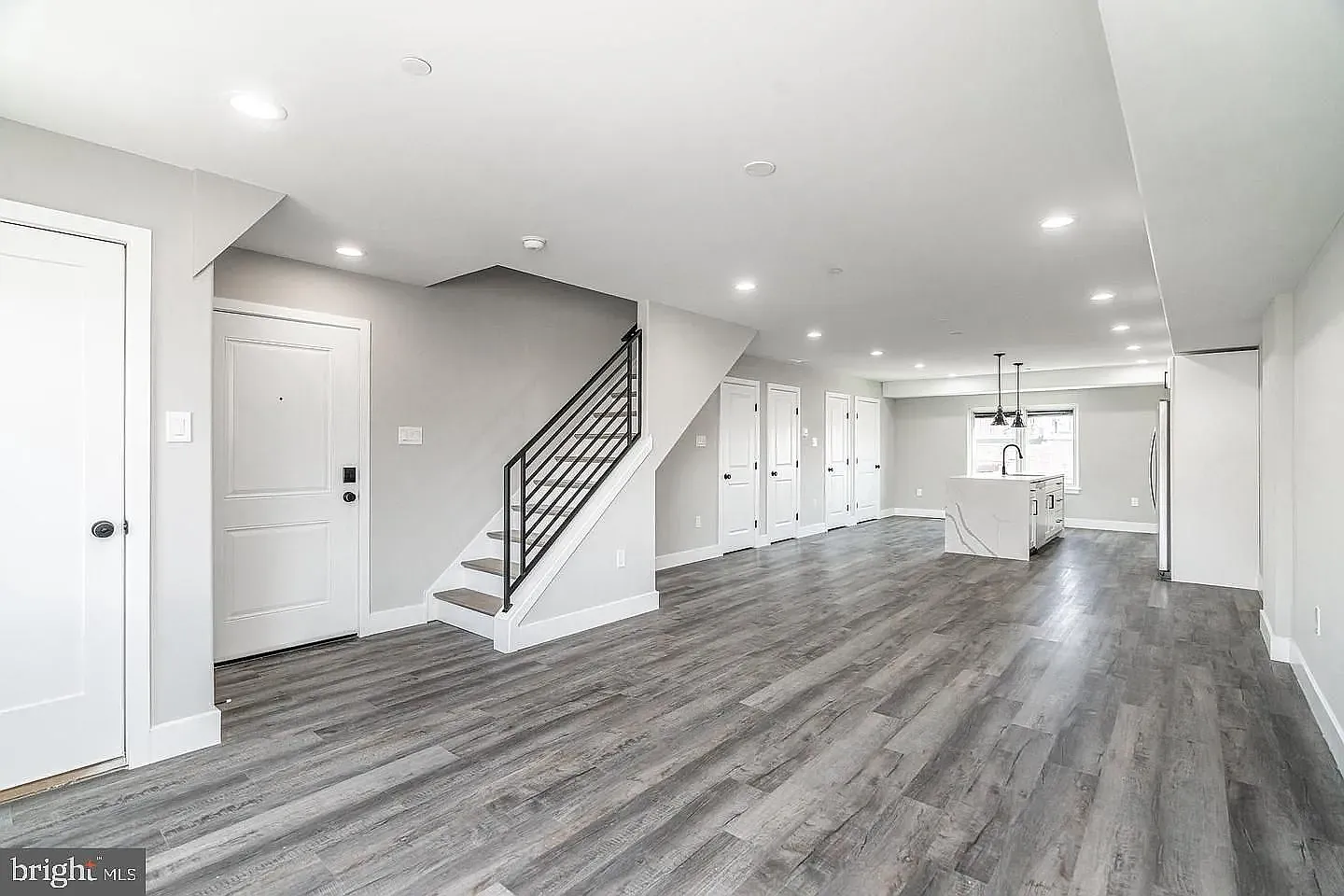 2 bed, 1500 sqft, $2,900 — Photo 4