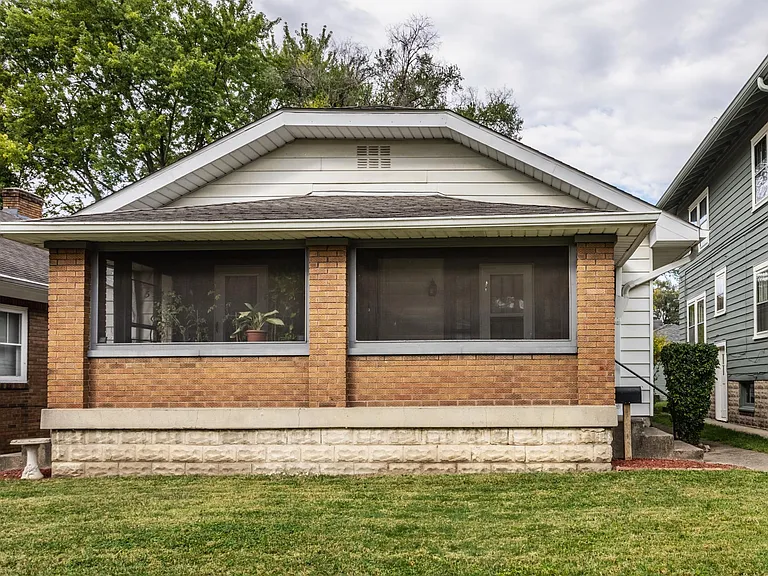 5330 N College Ave — Photo 22