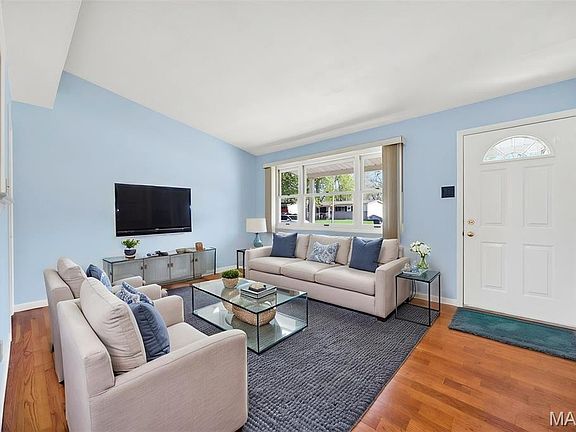 4th image of 1100 Keeven Ln