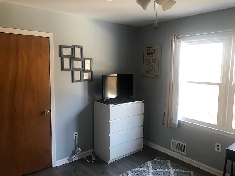 40 Colleen Cir — Photo 13