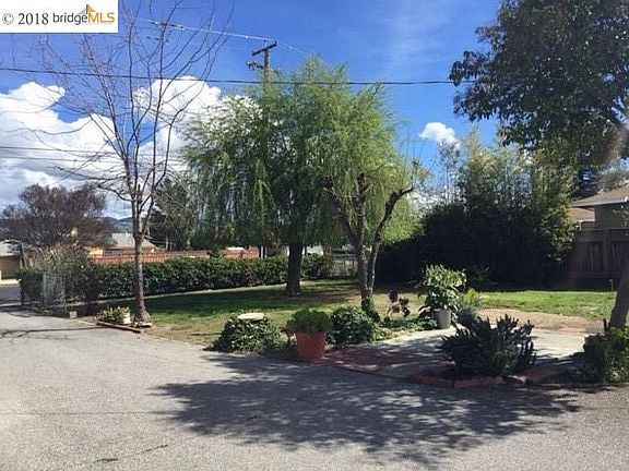 5th image of 2637 McLaughlin Ave