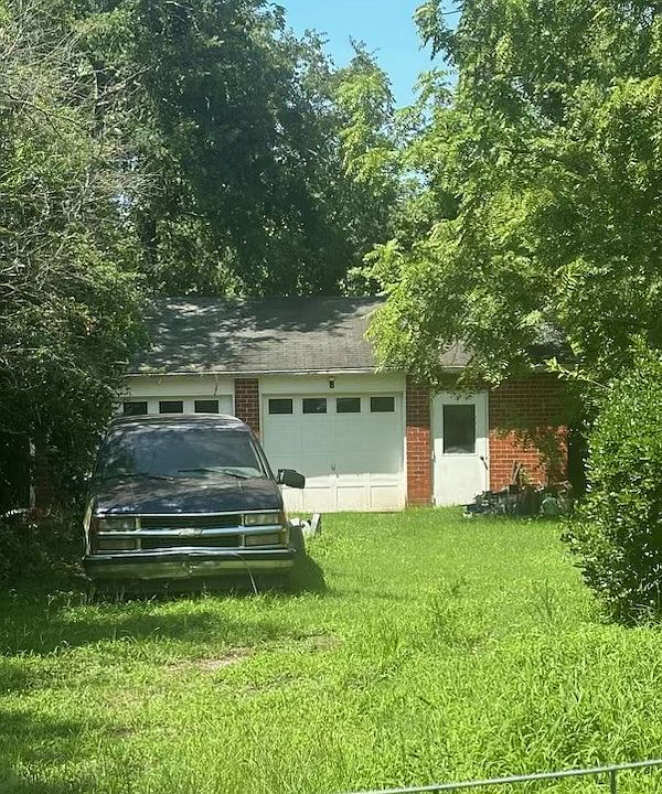 2nd image of 1132 Tuckahoe Dr