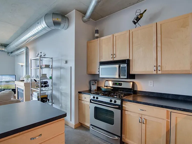 720 N 4th St #512 — Photo 8