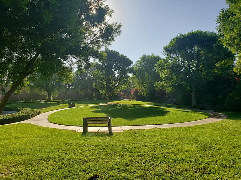 Studio apartment for rent in a gated community and a park