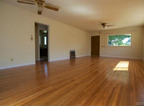 2nd image of 609 Mira Mar Ave