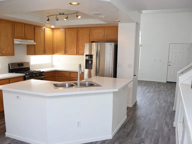 8765 Country Pines Ave — Photo 12