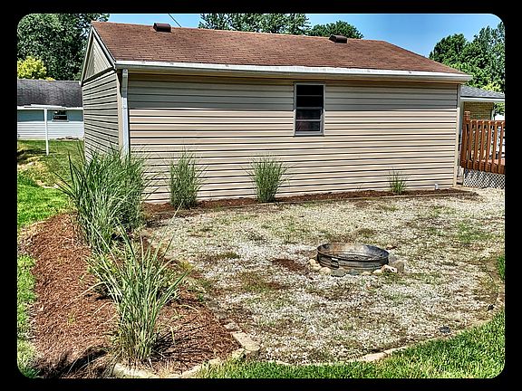 Fire ?? Pit in back yard 