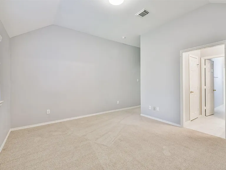 18802 Half Volley Cir — Photo 35