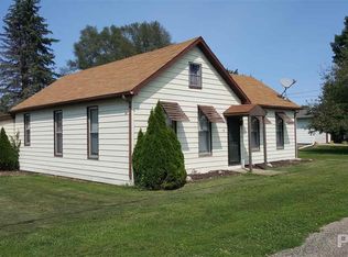 138 E Washington St, Cuba, IL 61427