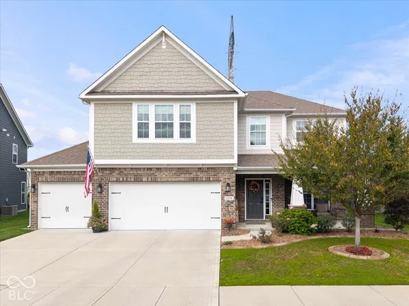 6344 Sugar Maple Dr, Zionsville, IN 46077