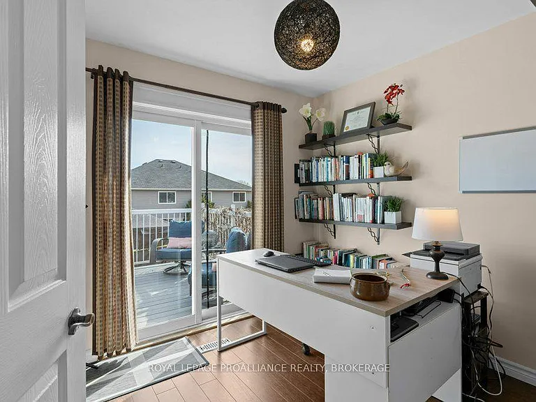 146 Virginia St — Photo 31