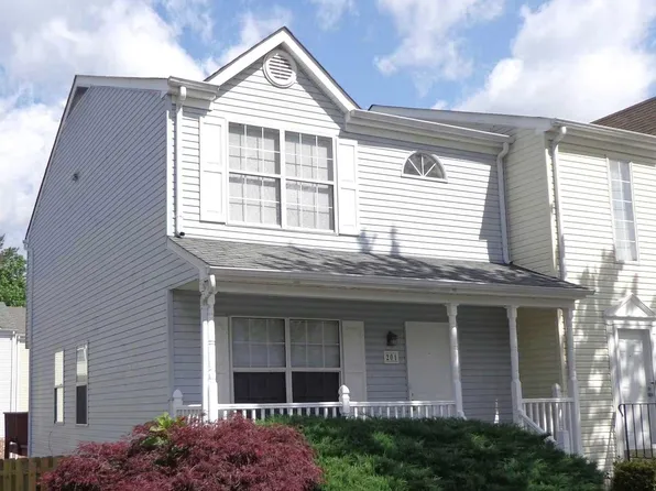 201 Mayfair Pl, Stafford, VA 22556