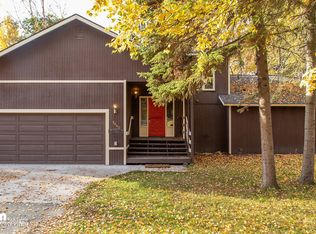 7840 Evander Dr, Anchorage, AK 99518