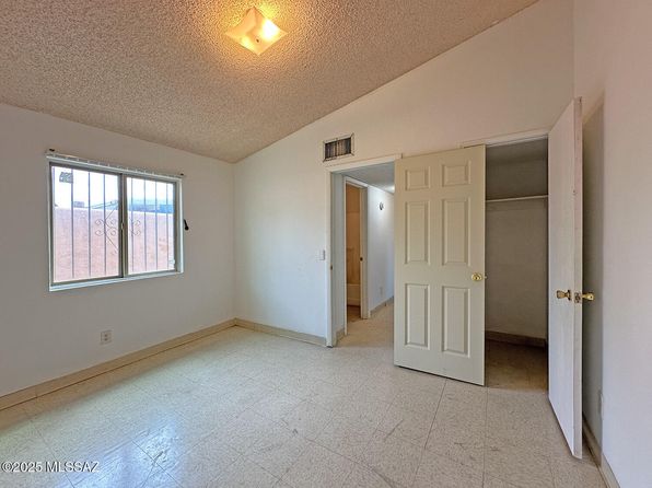 tucson-arizona-87925276 picture