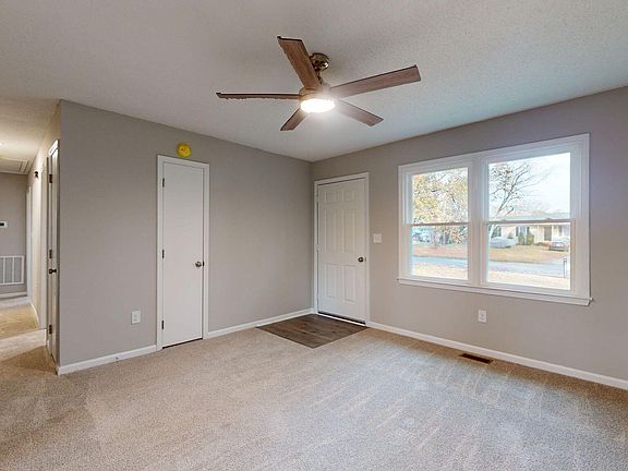 5th image of 394 Jeanette Street
