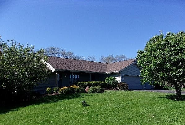 1st image of 2535 W Glenmoor Ln