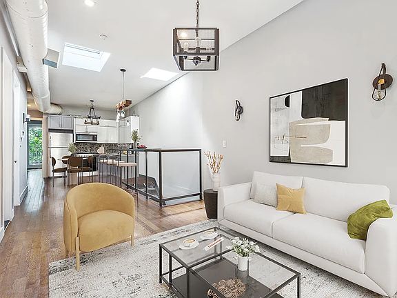 4th image of 1612 Centre St #2F