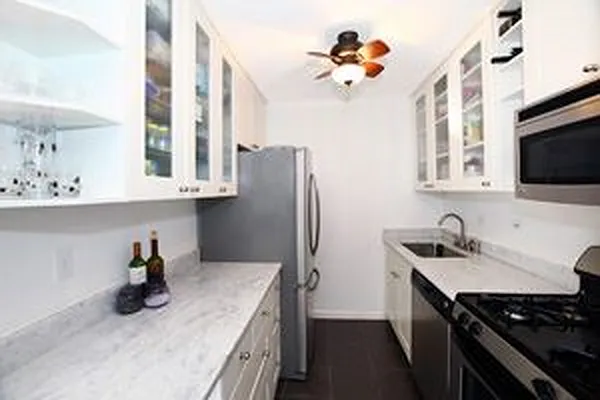 Sold by Douglas Elliman | media 28