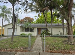 11015 SW 154th Ter, Miami, FL 33157