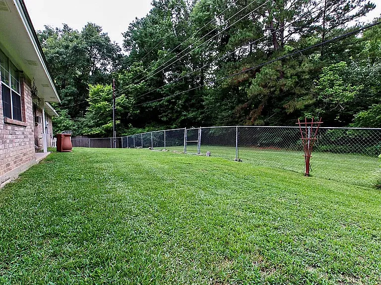 308 Echo Ln — Photo 8