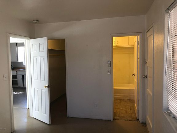 5th image of 3830 E 2nd St #2