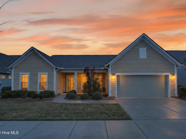 631 Lyrebird Avenue, Wilmington, NC 28412