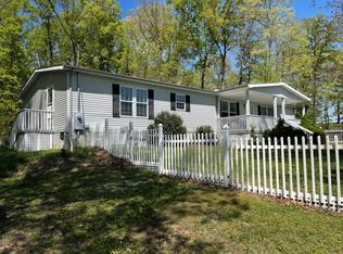 352 Ailey Rd, Dandridge, TN 37725