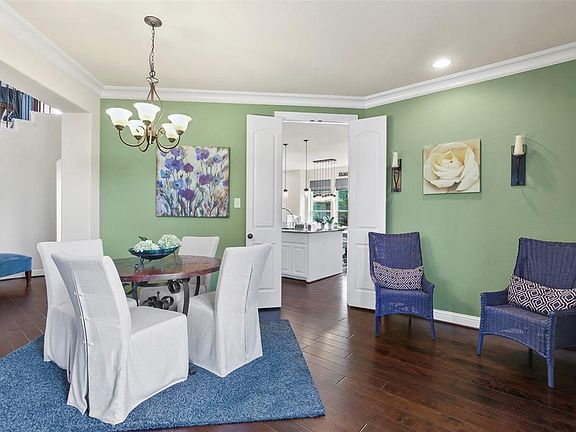 4th image of 2501 Stonybrook Dr