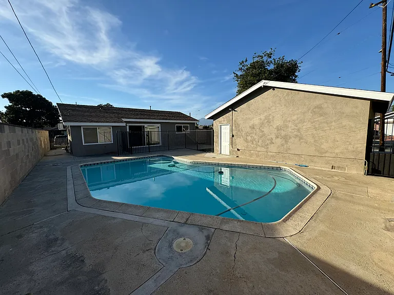 960 N Homerest Ave — Photo 27