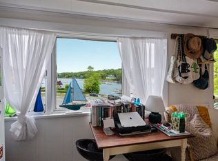 39 Sea St, Camden, ME 04843