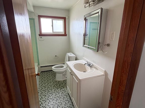 4th image of 2025 Abbott Rd APT 4