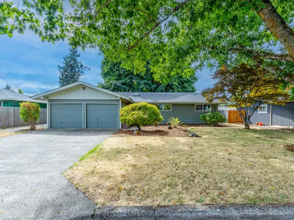 1328 Roundup Dr, Eugene, OR 97401