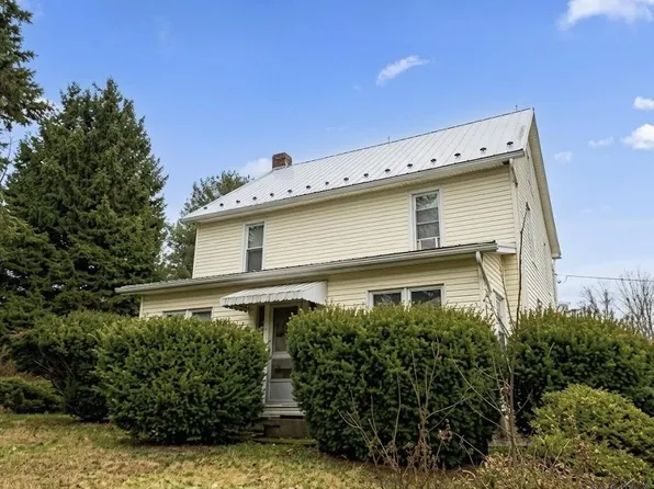 495 Blough Rd, Hooversville, PA 15936