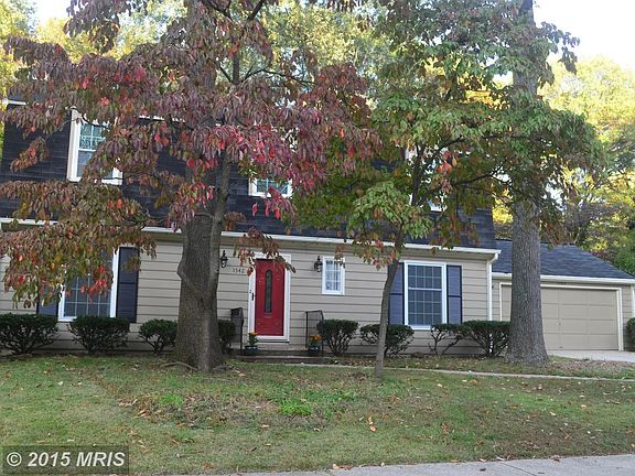 1542 Crofton Parkway