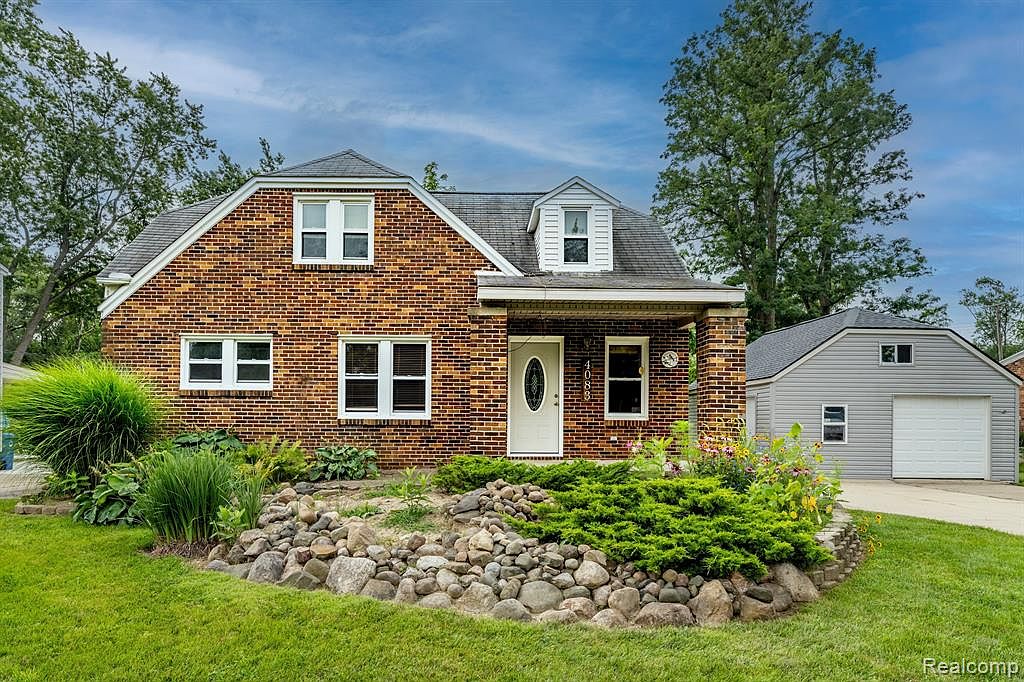 4083 Motorway Dr, Waterford, MI 48328 Zillow